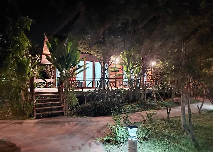 Why Worry & Cafe โฮมสเตย์ Ban Talat Khwai